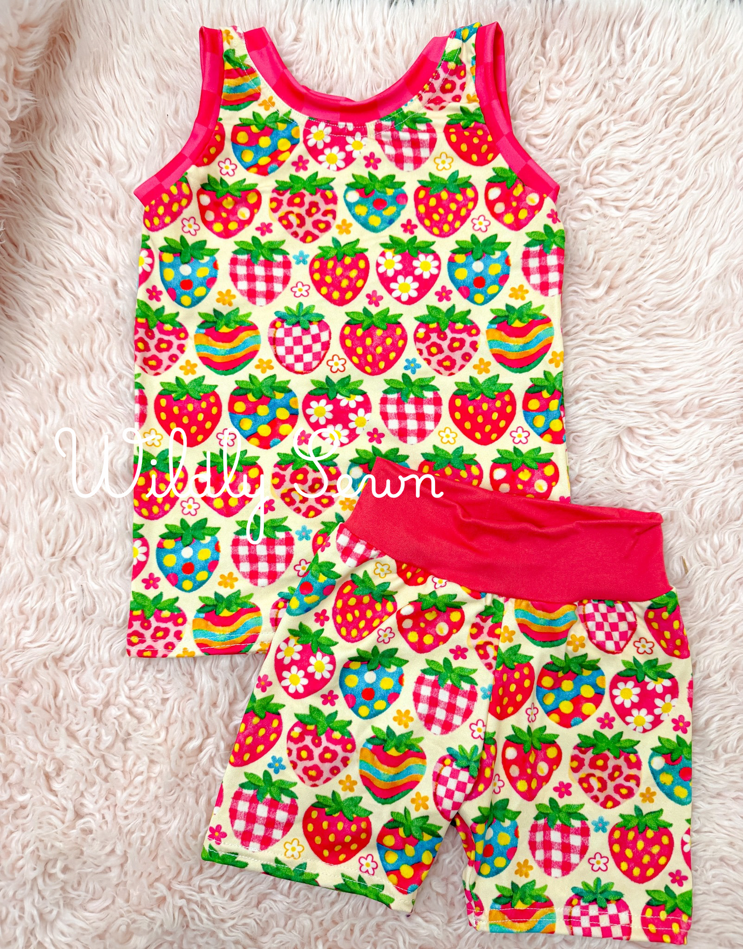 Size 5t - tank and bikers- strawberry