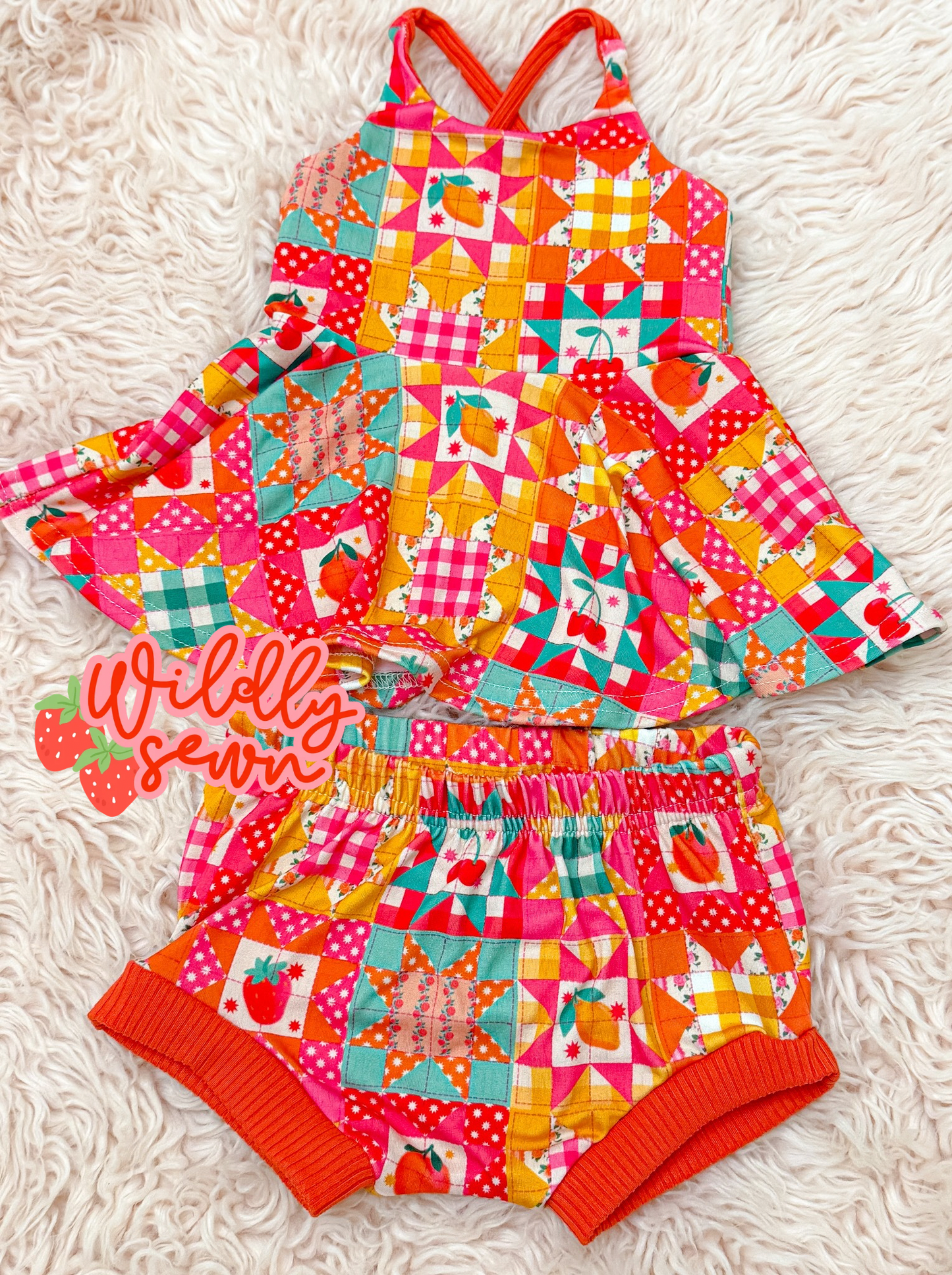 Size 6/9 months fruity quilt set