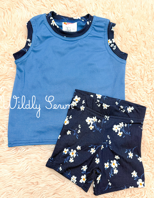 Size 18/24m sprint set, blue floral