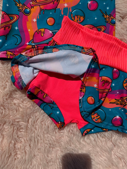 Size 5T tank & skirted bummie shortie, space