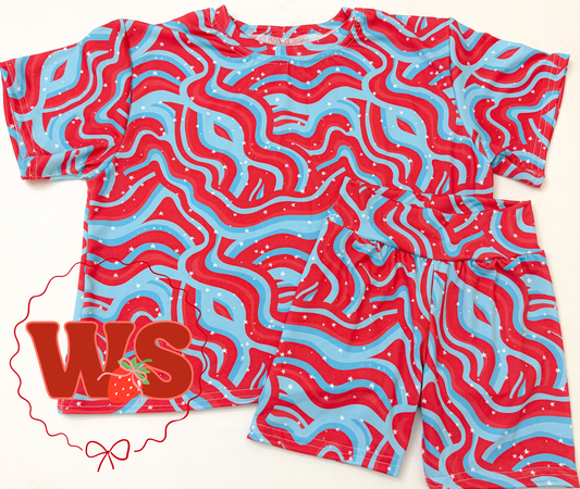 Size 5t swirly oversize tee & bikers